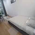 Urban Nest Guest House,lisbon *